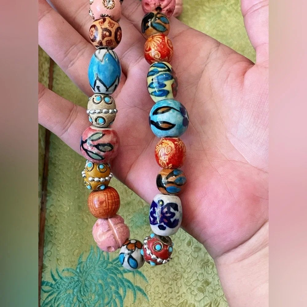 Vintage Handcrafted Chinese Porcelain Bead Necklace Ceramic Enamel Floral - Picture 4 of 12